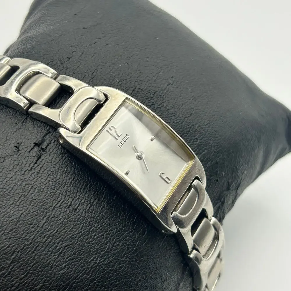 Guess Silver Tone Women’s Watch Working New Battery